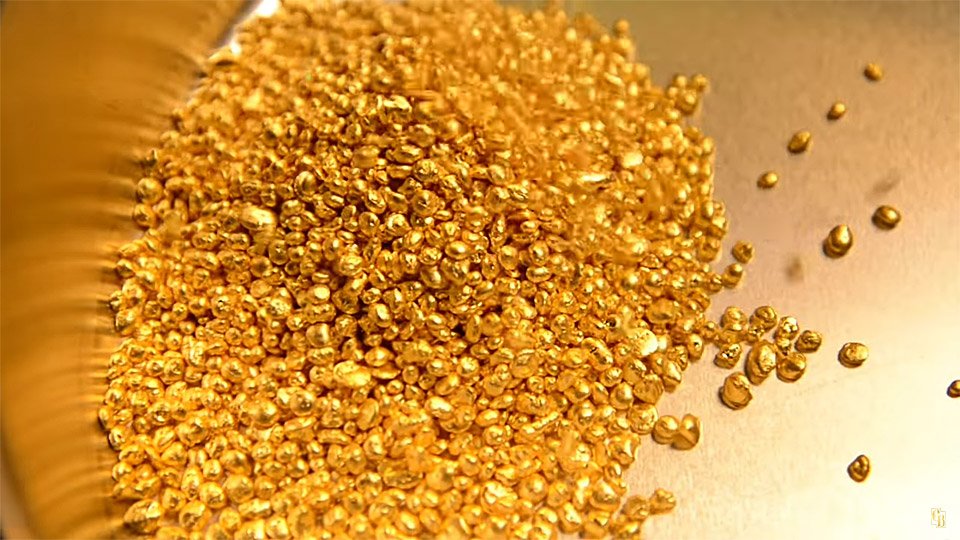 Golden pellets